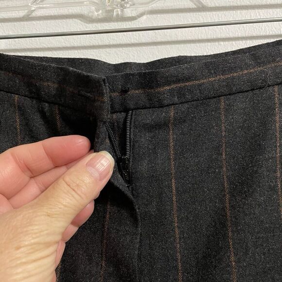 Talbots Wool Trouser Dress Pant Size 8 Gray Pinstripe Stretch Fully Line… - Picture 3 of 8